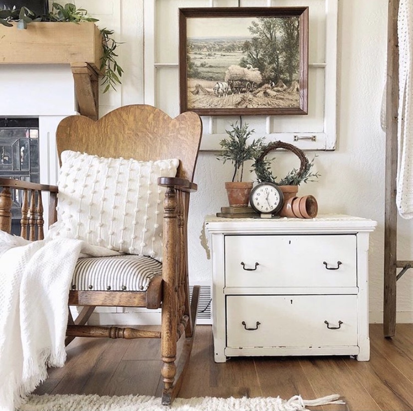 Antique Furniture - Midwest Life and Style Blog