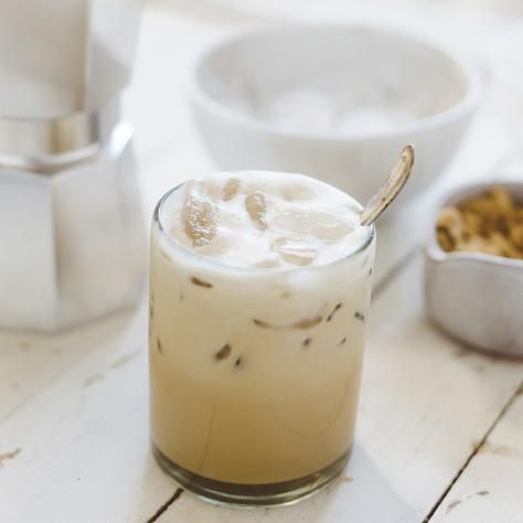 10 Delicious Iced Coffee Recipes - Iced Sunrise Cinnamon Honey Coffee