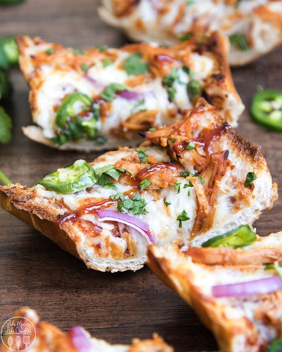 15 Quick and Easy Back To School Meals - BBQ Chicken French Bread Pizza