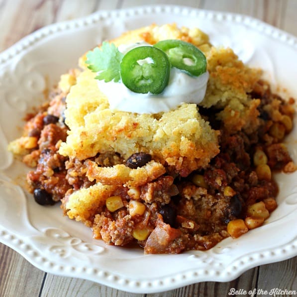 15 Quick and Easy Back To School Meals - Chili Cornbread Casserole