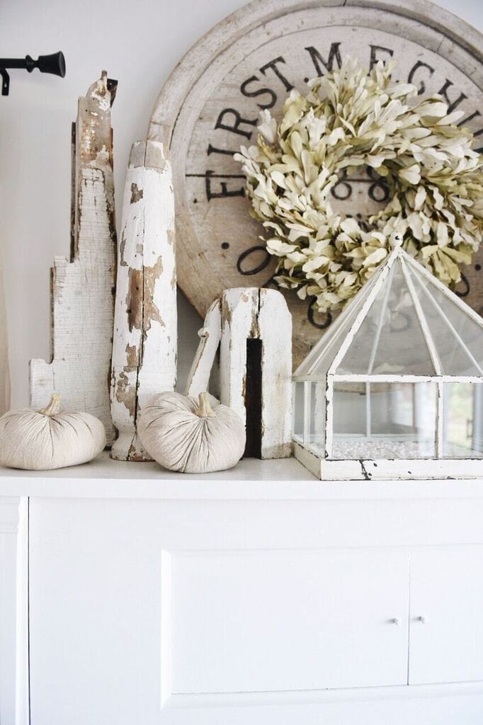 The Best Vintage Inspired Fall Decor - Midwest Life and Style Blog