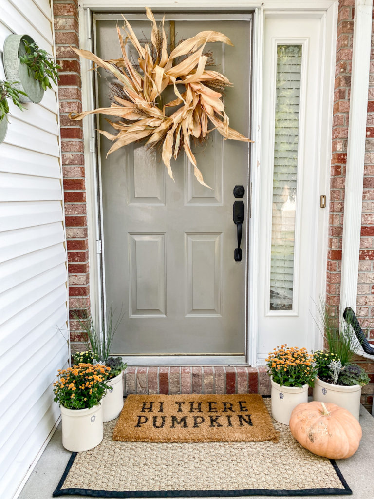 Finished Corn Husk Wreath - Midwest Life and Style Blog