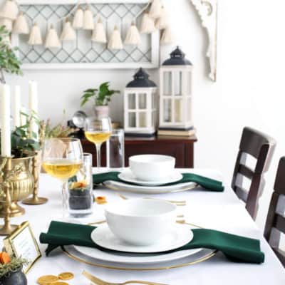 Elegant Green And Gold Saint Patrick’s Day Tablescape