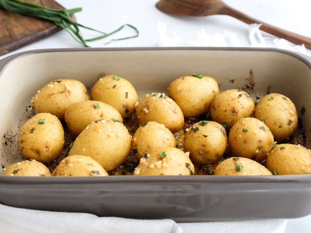 Garlic and Chive Roasted Baby Potatoes - Midwest Life and Style Blog