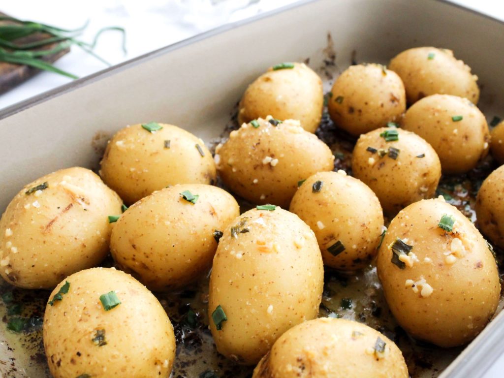 Garlic and Chive Roasted Baby Potatoes - Midwest Life and Style Blog