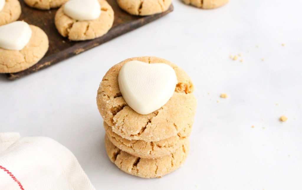 Irresistibly Soft Peanut Butter Valentine's Day Cookies with Reese's Peanut Butter Chocolate Heart - Midwest Life and Style Blog