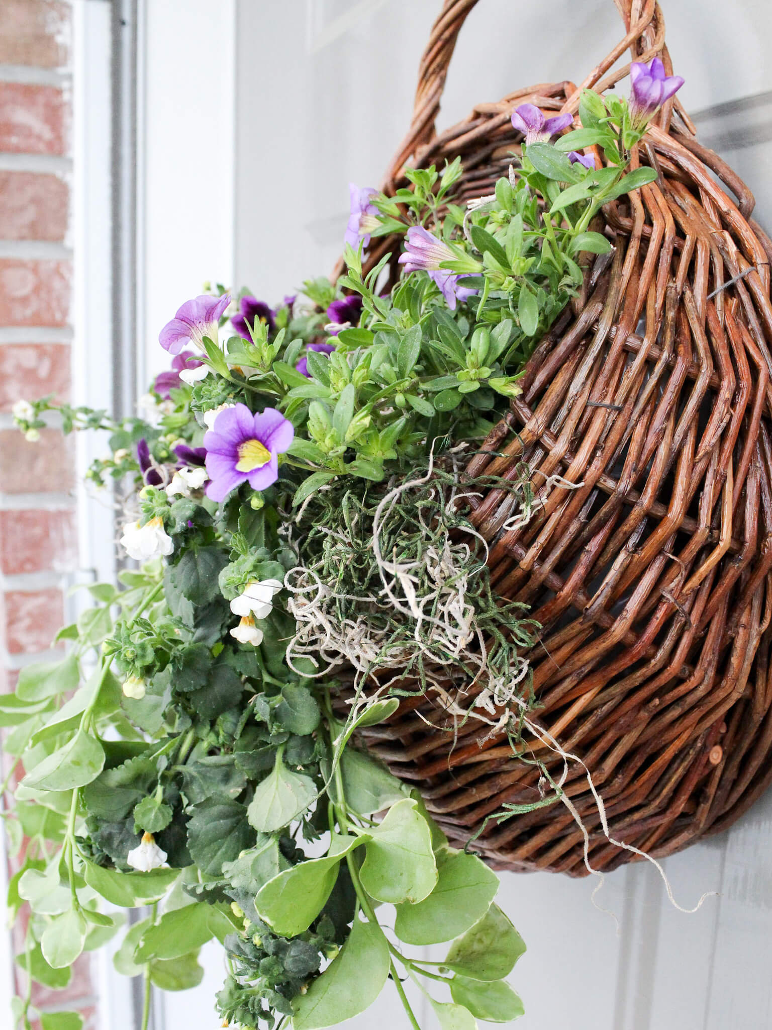 DIY Spring Door Basket Planter - Midwest Life and Style Blog