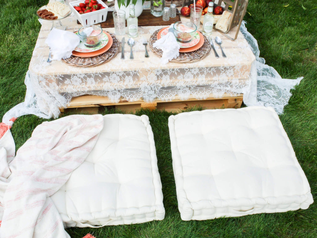 How To Easily Create A Casual Boho Summer Picnic - Midwest Life and Style Blog