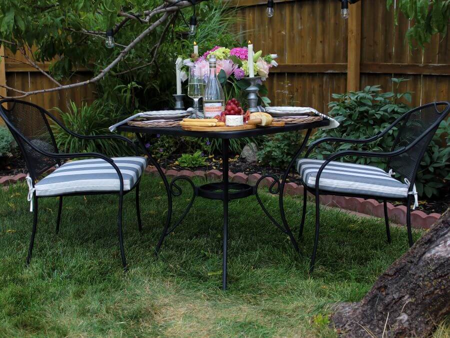 How To Style A Romantic Outdoor Table for Two - Midwest Life and Style Blog