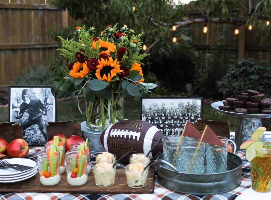 5 Easy Tips for Hosting A Backyard Tailgate - Midwest Life and Style Blog