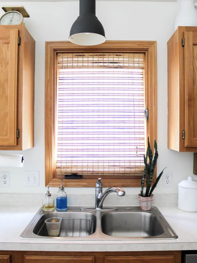 Close up of window, sink and lighting to be replaced - Midwest Life and Style Blog