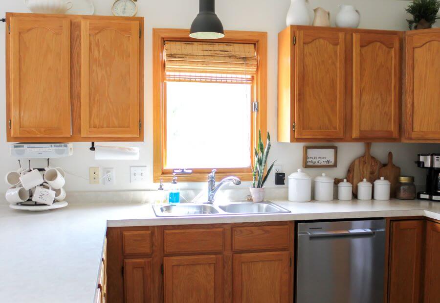 Simple Ways To Customize An Outdated Kitchen On A Budget - Midwest Life and Style Blog