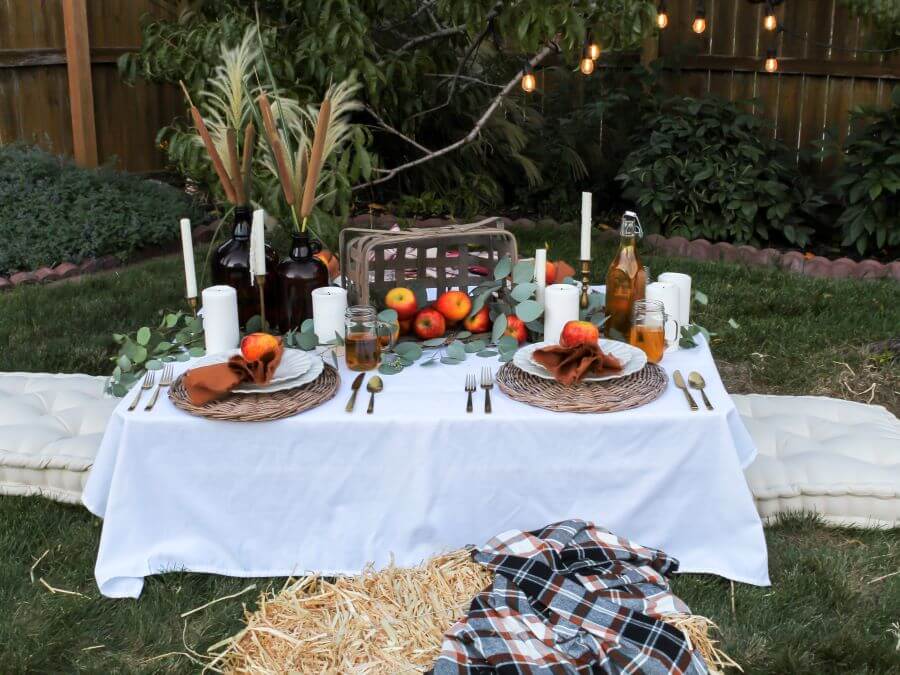 Simple Tips for Styling A Cozy Backyard Harvest Picnic This Fall - Midwest Life and Style Blog