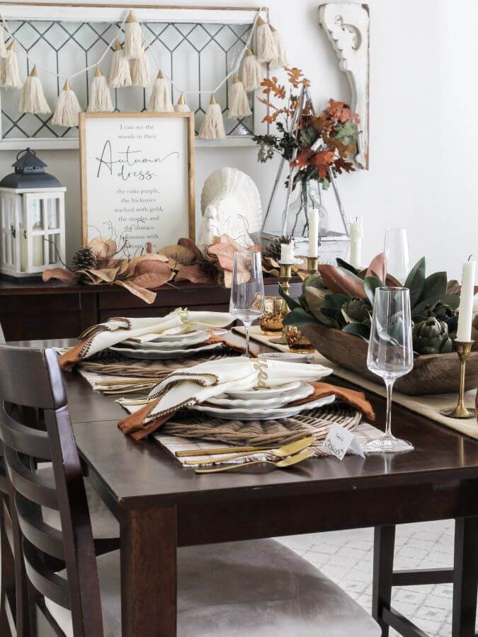 Setting An Elegant And Inviting Thanksgiving Table - Midwest Life and Style Blog