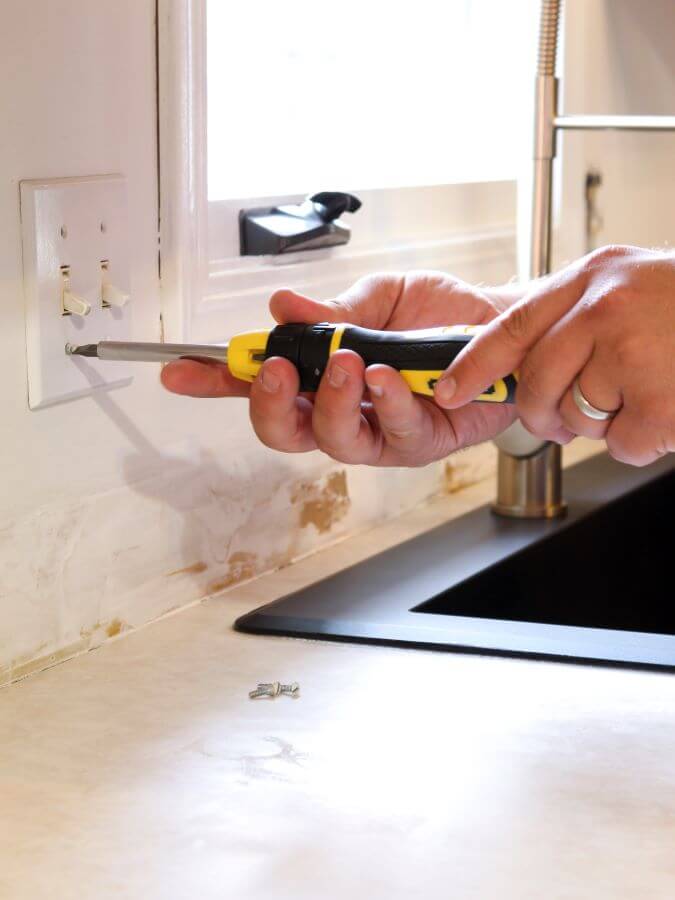 The Top Three Ways To Avoid DIY Mistakes - Midwest Life and Style Blog