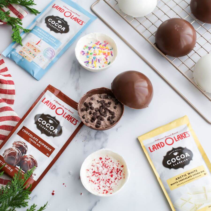 How To Make Hot Cocoa Bombs 6 Different Ways - Midwest Life and Style Blog