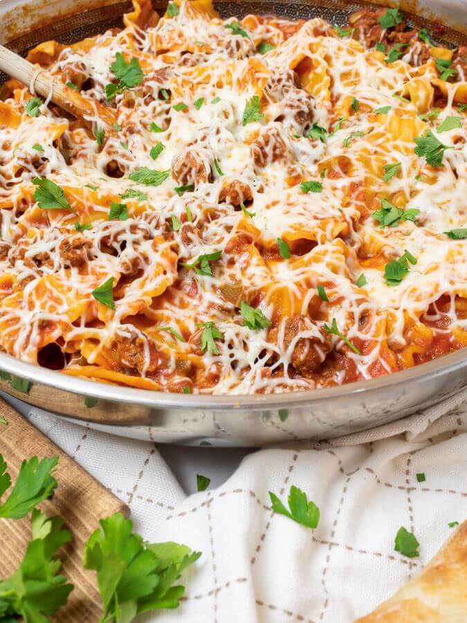 One Pan Lasagna Skillet - Week in Rewind with Midwest Life and Style Blog