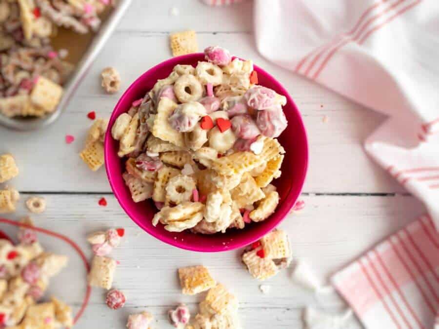 Festive 15 Minute Valentine's Day Snack Mix - Midwest Life and Style Blog