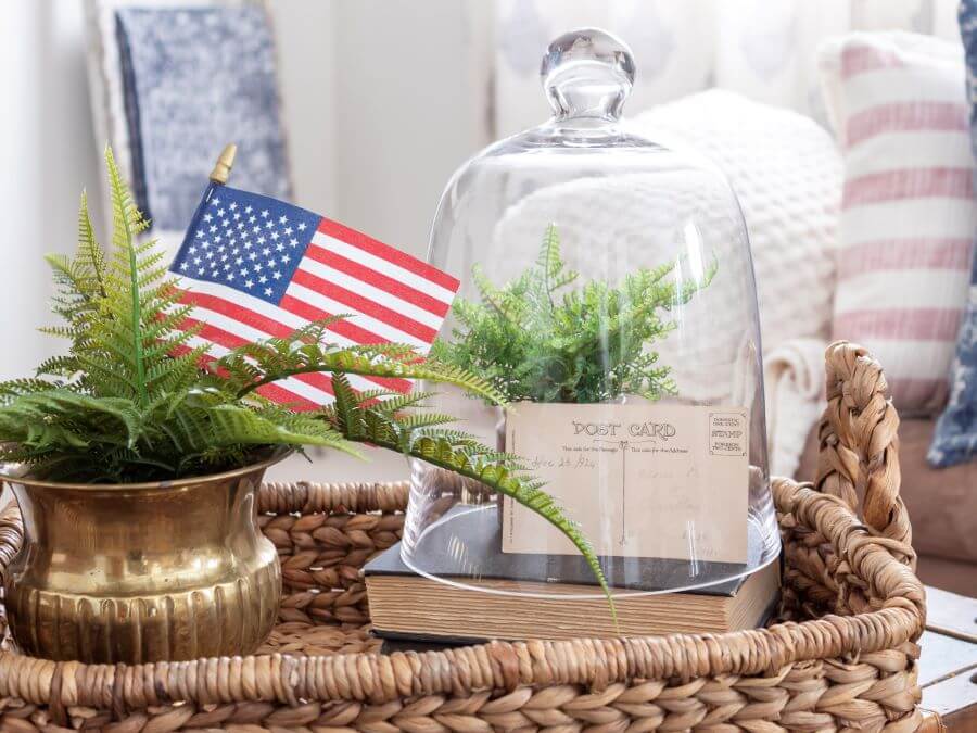 Easy and Effortless Patriotic Summer Home Tour - Midwest Life and Style Blog