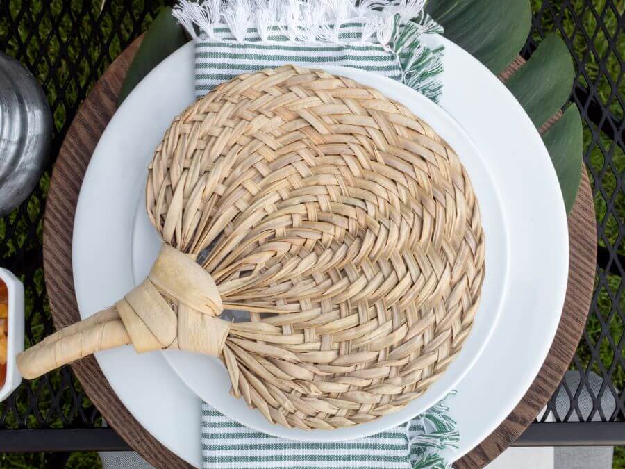 Simple Summer Luau Dinner Party - Midwest Life and Style Blog