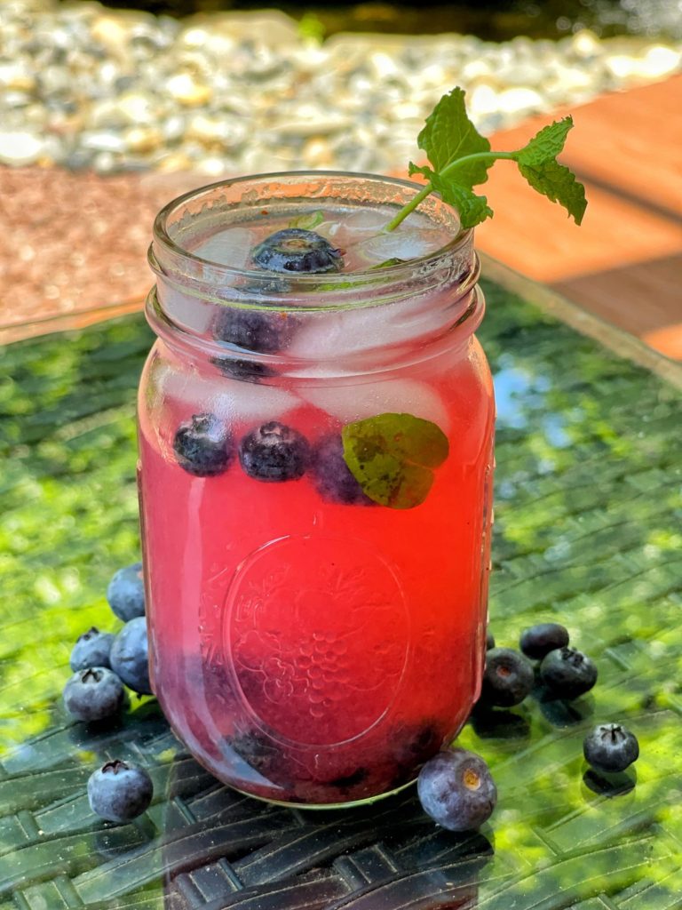 Blueberry Mojito from Bricks 'n Blooms - BBQ Dinner Party Menu - Midwest Life and Style Blog