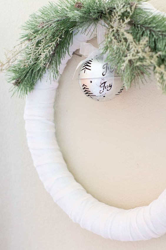 DIY Christmas Wreath from My Wee Abode  - Week in Rewind with Midwest Life and Style Blog