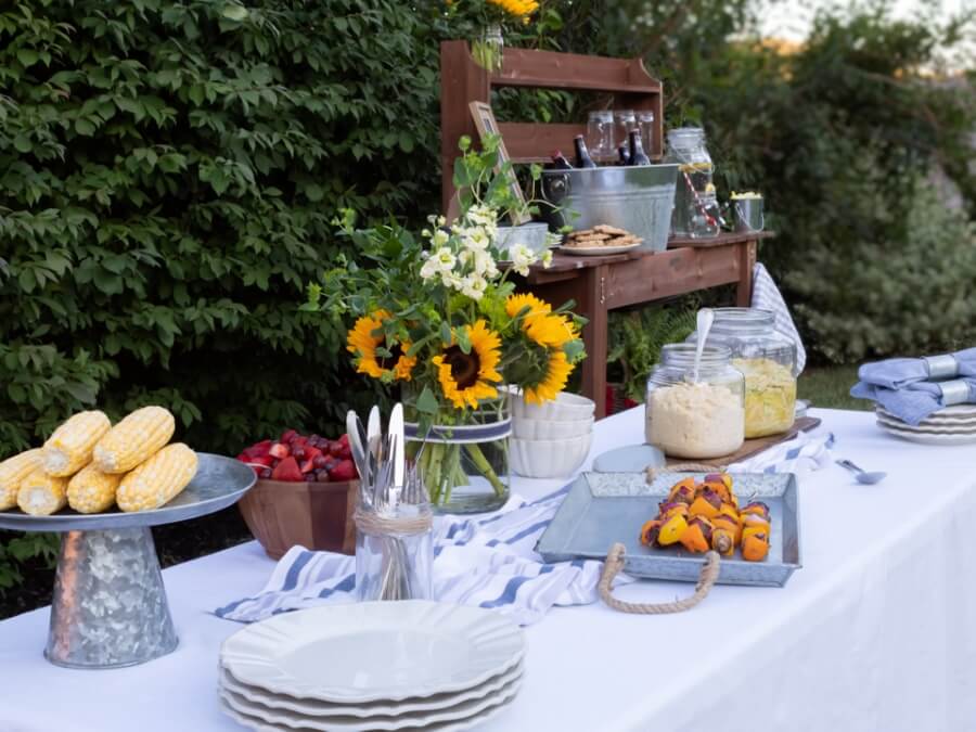 BBQ Buffet Table with DIY Drink and Dessert Station - Midwest Life and Style Blog