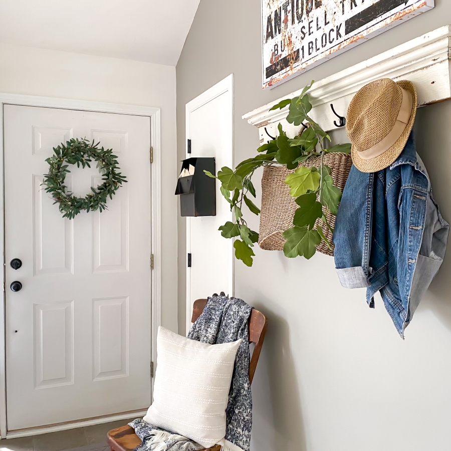 Summer Entry Decor - Midwest Life and Style Blog