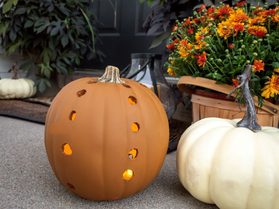 How To Make A Pumpkin Luminary - Midwest Life and Style Blog