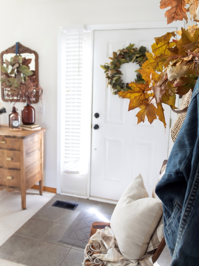 Simple Navy and Neutral Fall Home Tour - Midwest Life and Style Blog