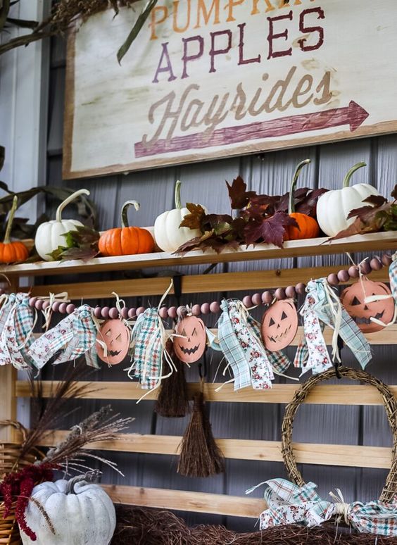 Pumpkin Garland from Cottage on Bunker Hill - 10 Of The Best DIY Pumpkin Decor Ideas