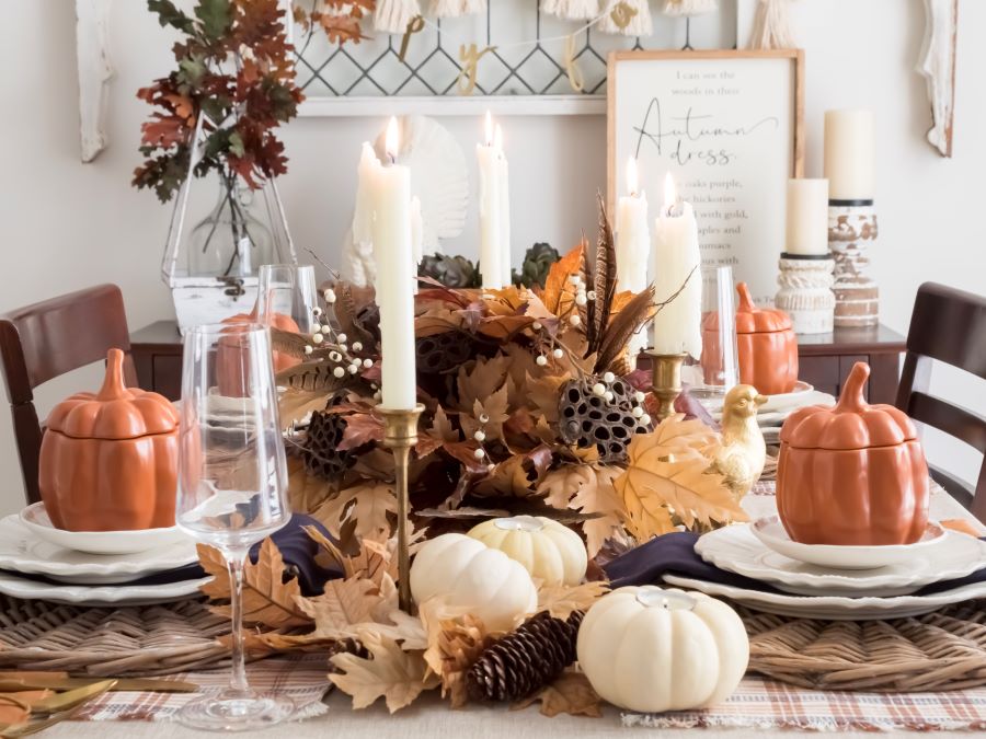 5 Tips To Host The Best Friendsgiving Brunch - Midwest Life and Style Blog