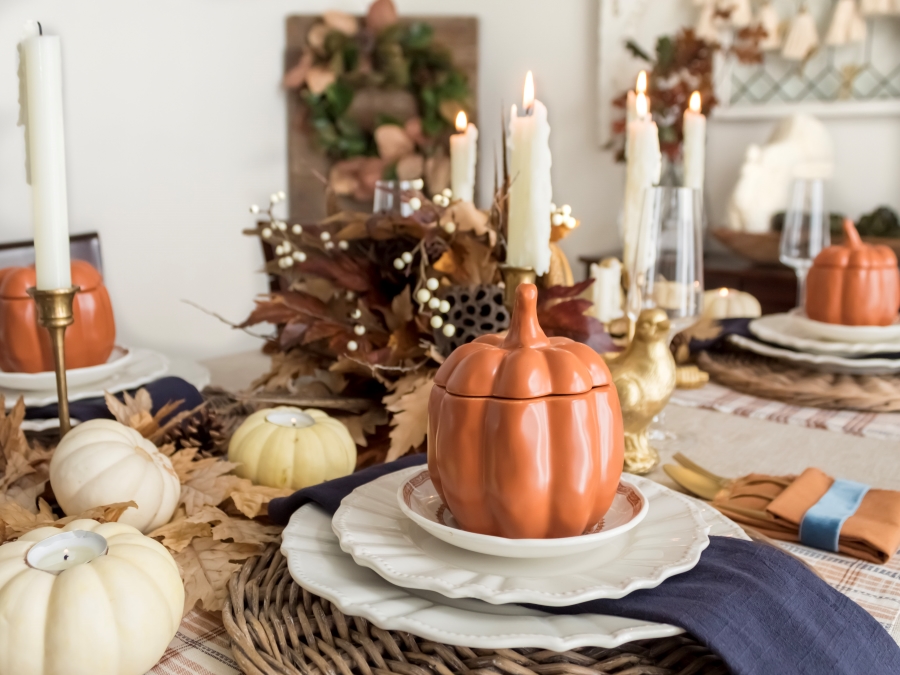 5 Tips To Host The Best Friendsgiving Brunch - Midwest Life and Style Blog