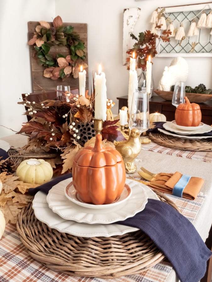 5 Tips To Host The Best Friendsgiving Brunch - Midwest Life and Style Blog