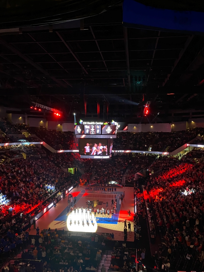 At the Final Four Volleyball Tornament - Week in Rewind with Midwest Life and Style