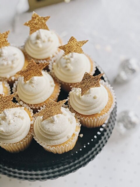 New Year's Even Cupcakes from She Gave  It A Go - Week in Rewind with Midwest Life and Style