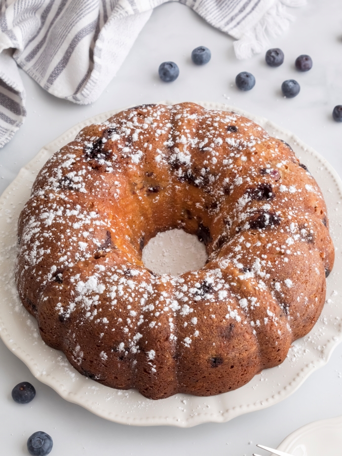 Blueberry Sour Cream Coffee Cake - Midwest Life and Style Blog