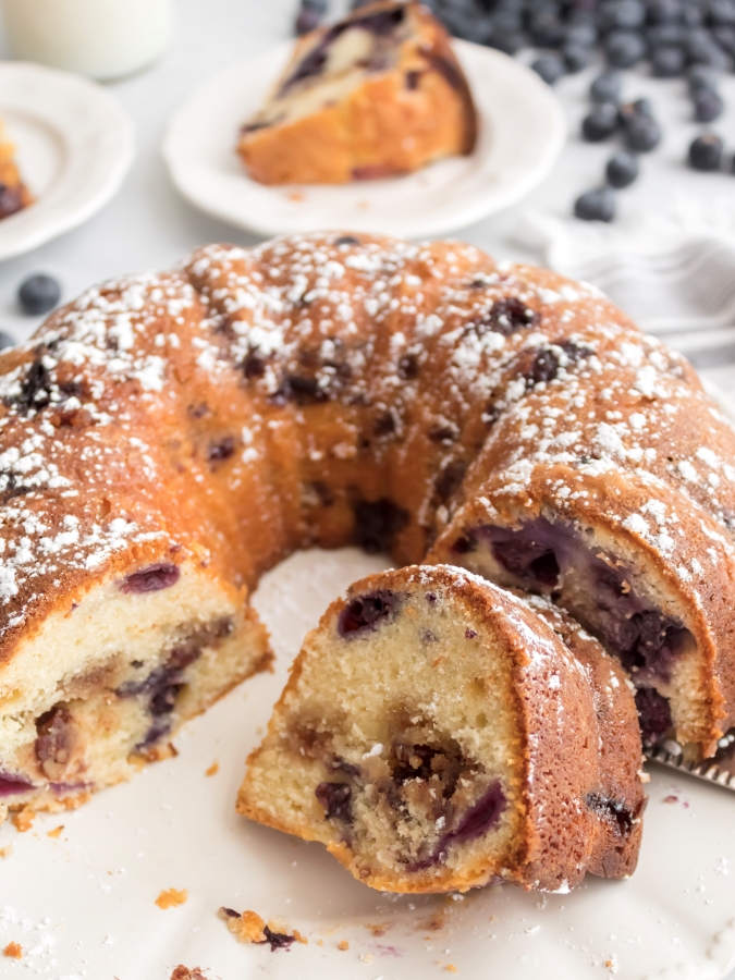 Blueberry Sour Cream Coffee Cake - Midwest Life and Style Blog