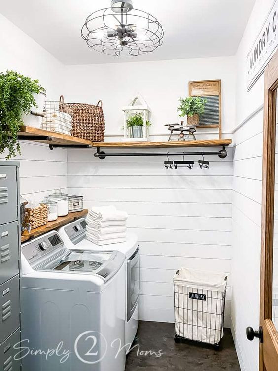 Farmhouse Style Laundry Room Makeover from Simply 2 Moms - Week in Rewind with Midwest Life and Style Blog