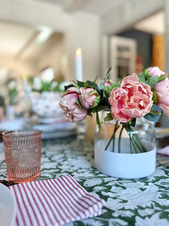 Colorful Valentine's Day Tablescape from The Tattered Pew - Week in Rewind with Midwest Life and Style