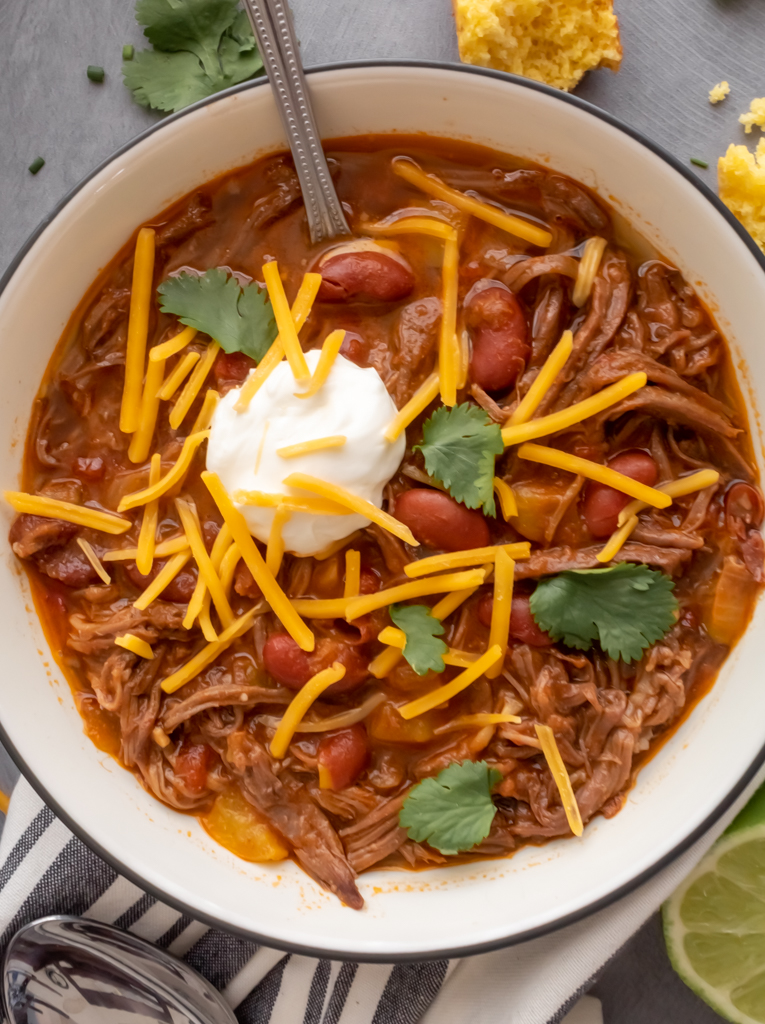 Easy Slow Cooker Shredded Beef Chili- Midwest Life and Style Blog