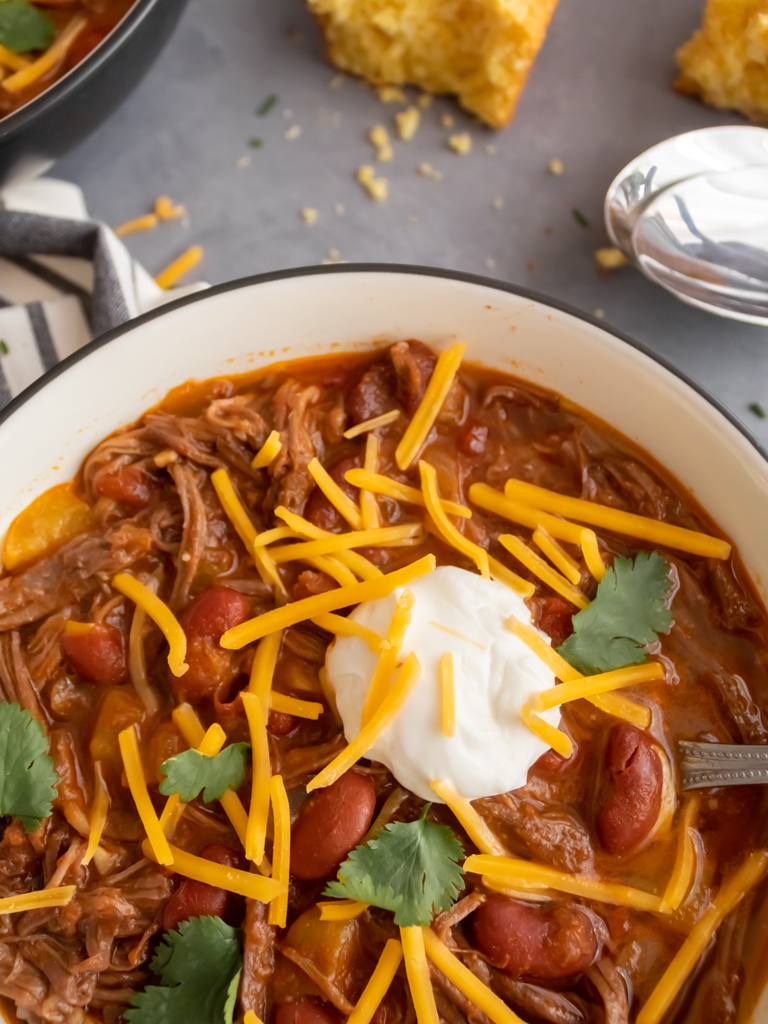 Easy Slow Cooker Shredded Beef Chili- Midwest Life and Style Blog