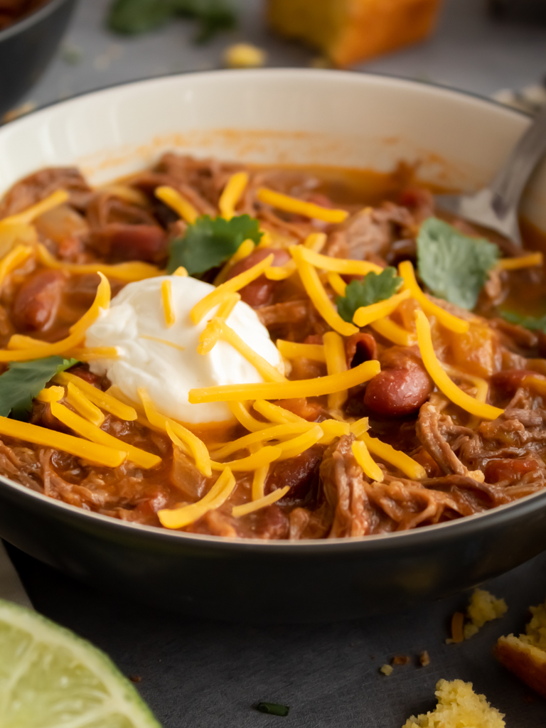 Easy Slow Cooker Shredded Beef Chili- Midwest Life and Style Blog