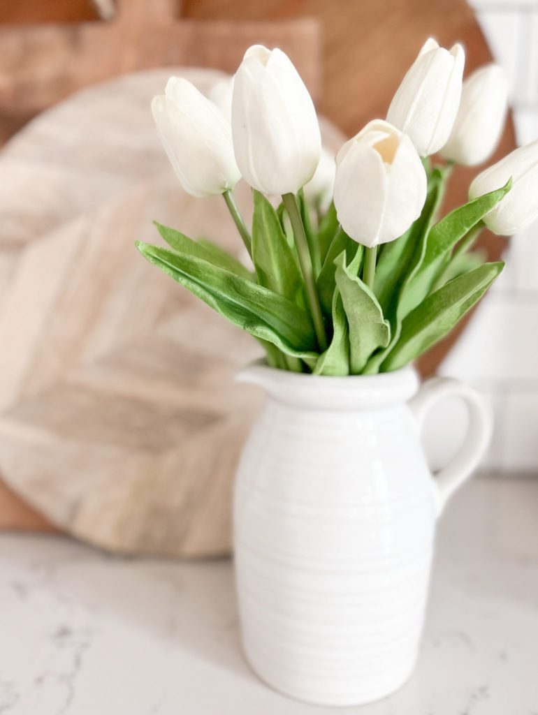 Spring Tulips in Kitchen from Pasha Is Home - Week in Rewind with Midwest Life and Style