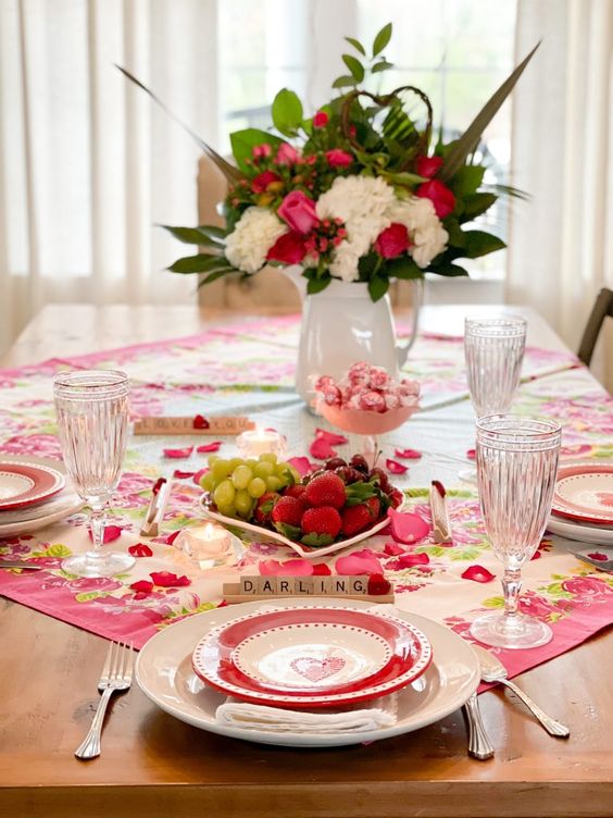 Valentine's Day Tablescape from White Lilac Farmhouse - Week in Rewind with Midwest Life and Style