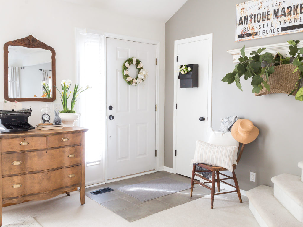 A Casual Spring Home Tour - Midwest Life and Style Blog