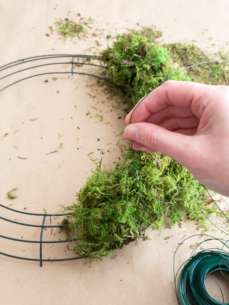 Simple And Rustic Easter Wreath With Carrots - Midwest Life and Style Blog