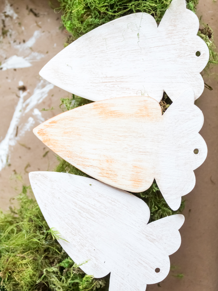 Simple And Rustic Easter Wreath With Carrots - Midwest Life and Style Blog