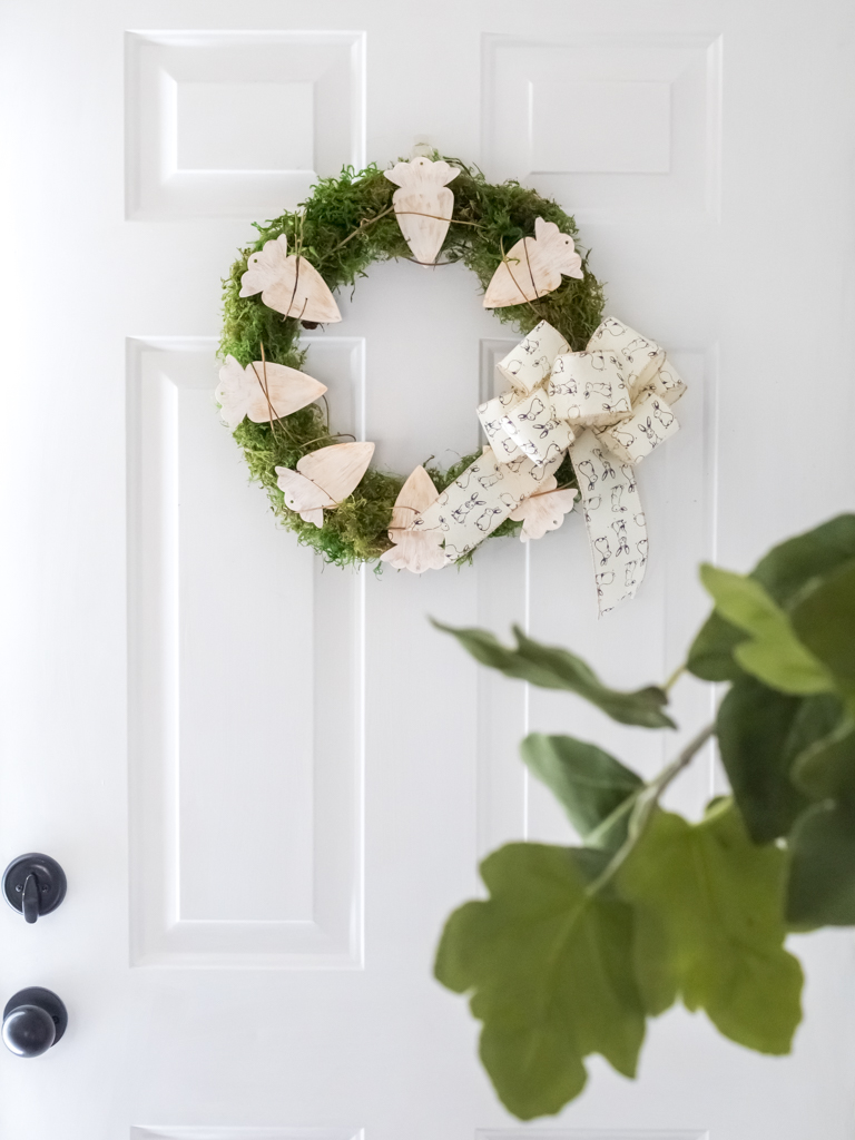 Simple And Rustic Easter Wreath With Carrots - Midwest Life and Style Blog