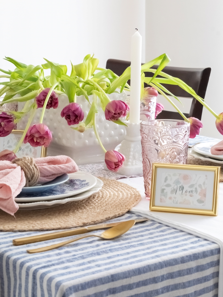 Mother's Day Luncheon Tablecape from Midwest Life and Style Blog